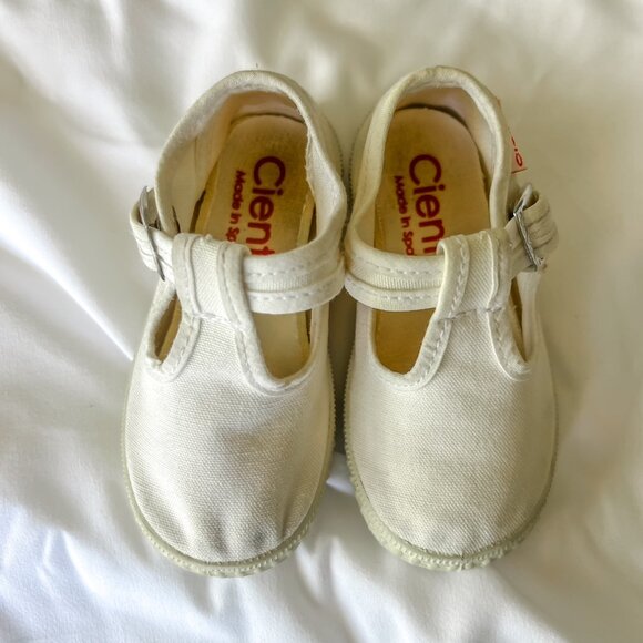 Cienta 5100 T-Strap Canvas Shoe - Picture 2 of 8